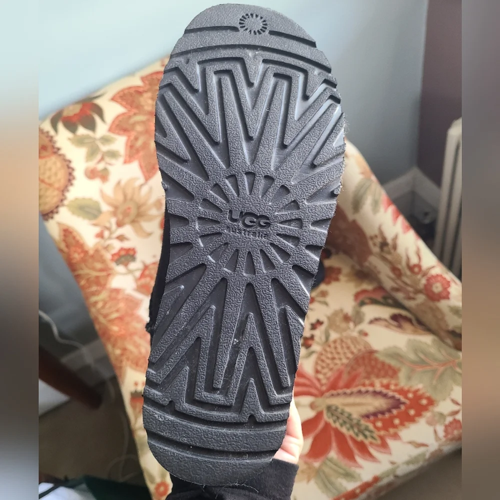 UGG good used
